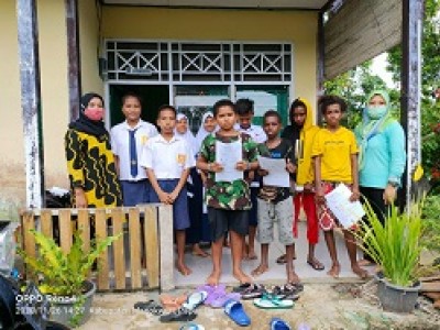 Guru Inspiratif Untuk Anak Papua Yang Kreatif 